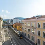 Studio avec balcon proche Vieux Nice - Tram à 10m